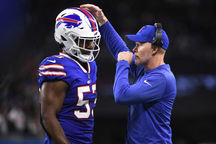 Tyrel Dodson, who replaced Dorian Williams, approached by Bills head coach Sean McDermott.